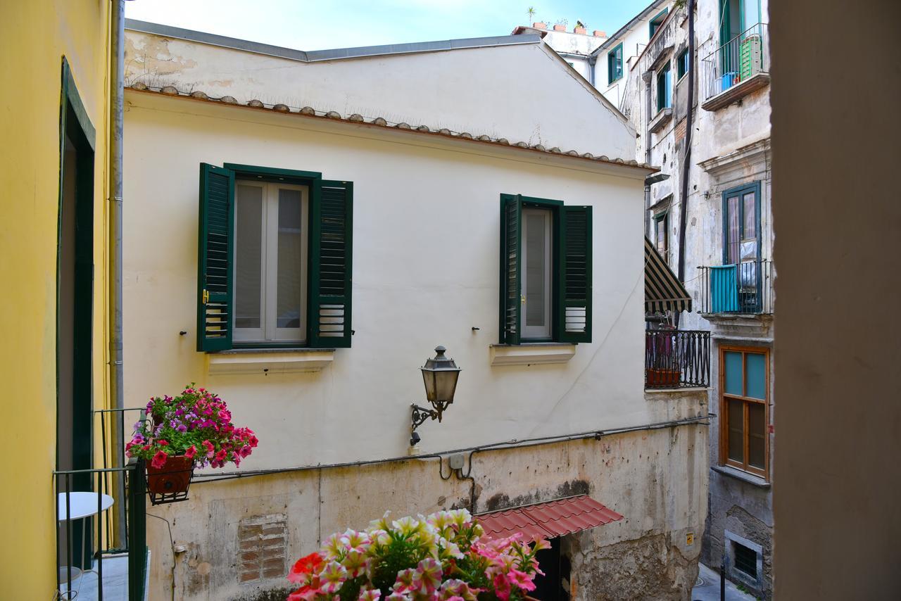 La Dolce Vita Salerno Acomodação com café da manhã Exterior foto